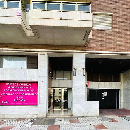 Appartamento Luminoso Apartamento Cerca Del Centro Málaga Esterno foto